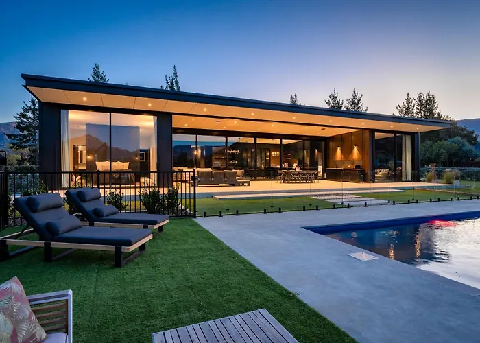 Holiday home Riverbank By Sothebys Luxury Homes *