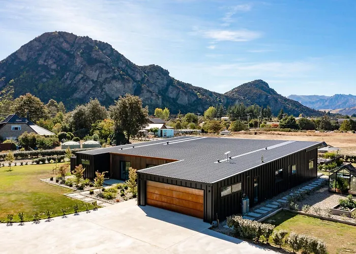 Riverbank By Sothebys Luxury Homes Wanaka